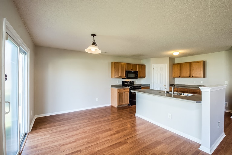 Photo 6 of 19 - 4612 Smarty Jones Dr, Knightdale, NC 27545