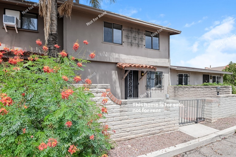 Photo 9 of 27 - 1240 S Camino Seco, Tucson, AZ 85710