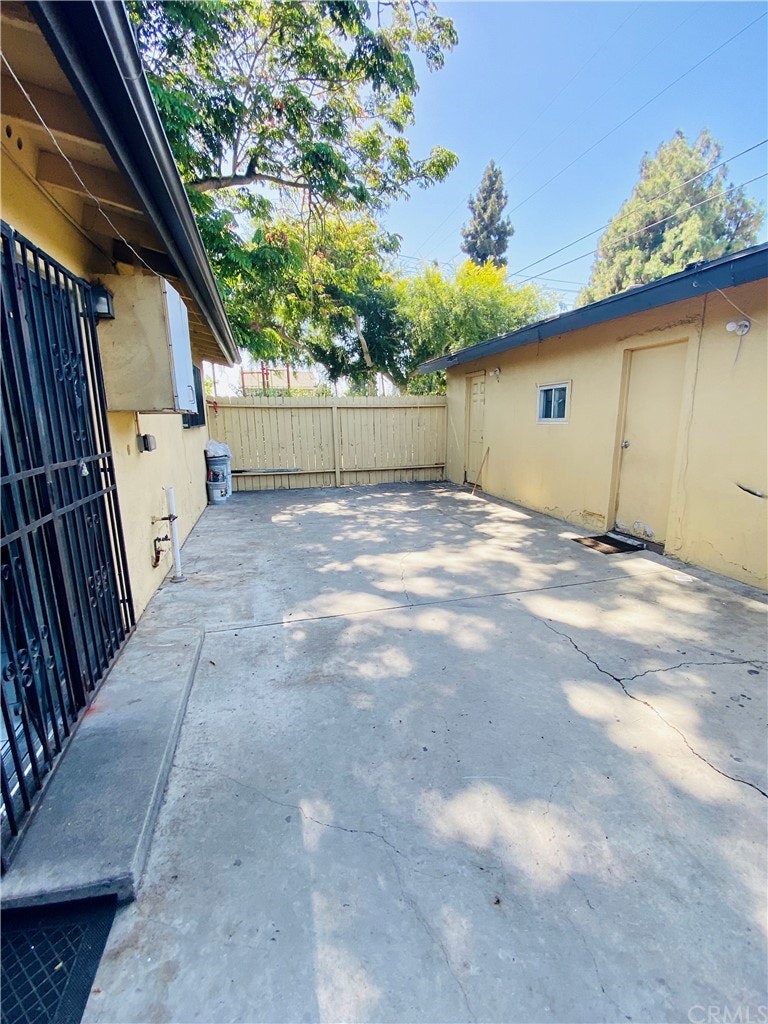 Photo 26 of 32 - 405 E Truslow Ave, Fullerton, CA 92832