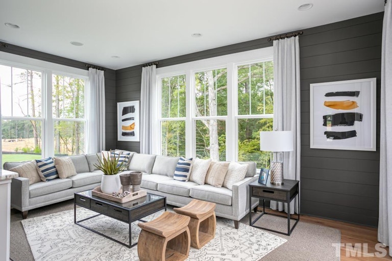 Photo 11 of 34 - 100 Sage Oak Ln Unit LN, Holly Springs, NC 27540