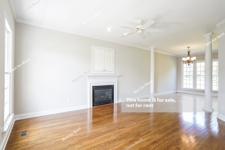 Photo 2 of 25 - 7845 Melcombe Way, Wake Forest, NC 27587