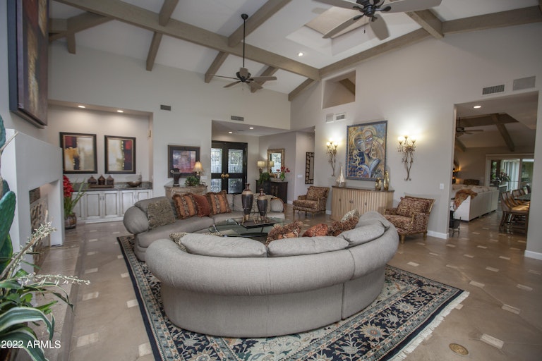 Photo 6 of 43 - 8190 E Kalil Dr, Scottsdale, AZ 85260