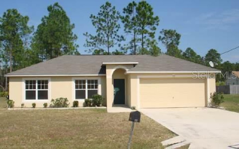 Photo 1 of 1 - 13 Zorach Pl, Palm Coast, FL 32164