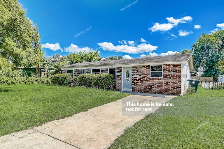 Photo 25 of 32 - 10720 Kuralei Dr, Jacksonville, FL 32246