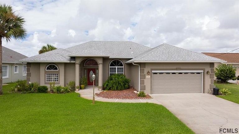 Photo 1 of 57 - 29 Clermont Ct, Palm Coast, FL 32137