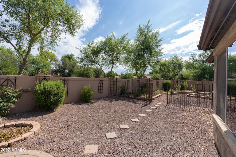 Photo 30 of 36 - 4602 S Dante Cir, Mesa, AZ 85212