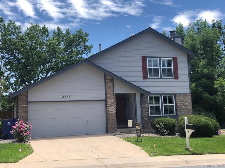 Photo 1 of 29 - 6096 S Kingston Cir, Englewood, CO 80111