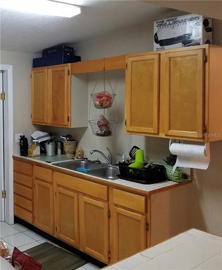 Photo 8 of 12 - 10207 N 21st St, Tampa, FL 33612
