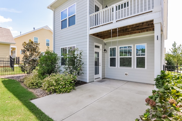 Photo 21 of 25 - 24 Plum Ln, Clayton, NC 27527