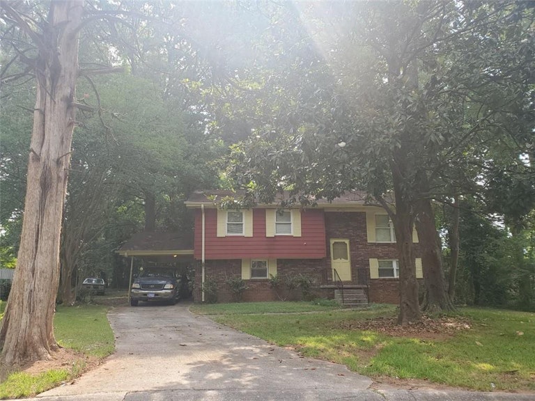 Photo 1 of 4 - 2900 Bradmoor Ct, Decatur, GA 30034