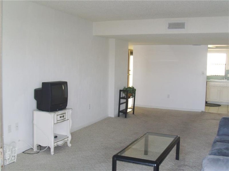 Photo 6 of 22 - 7050 Sunset Dr S #614, South Pasadena, FL 33707