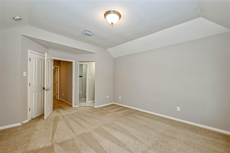 Photo 31 of 48 - 4210 Ruttand Park Ln, Katy, TX 77450