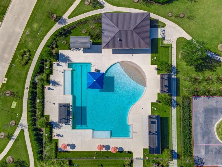 Photo 16 of 22 - 23758 Celeste Fig Dr, Katy, TX 77493