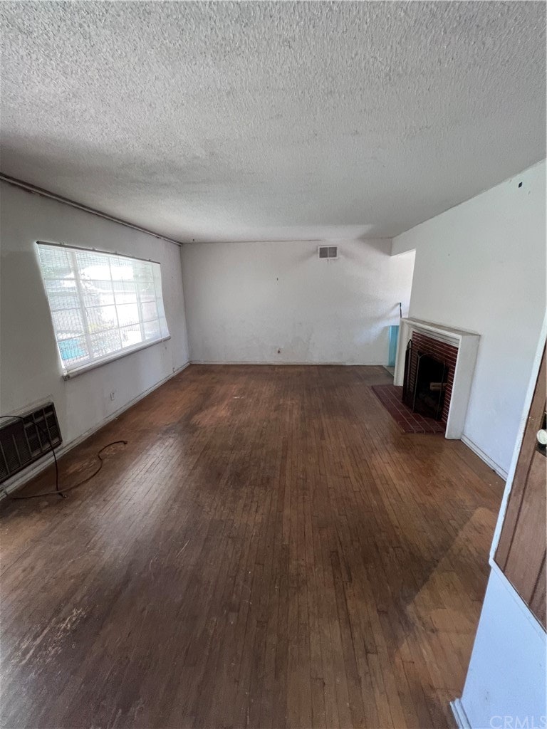 Photo 2 of 18 - 10403 Messina Dr, Whittier, CA 90603