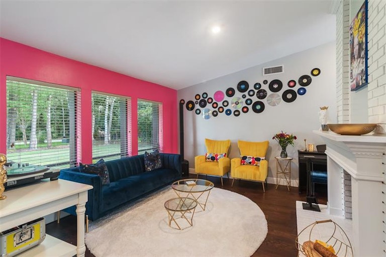 Photo 9 of 51 - 116 Wisteria Dr Unit B, Longwood, FL 32779