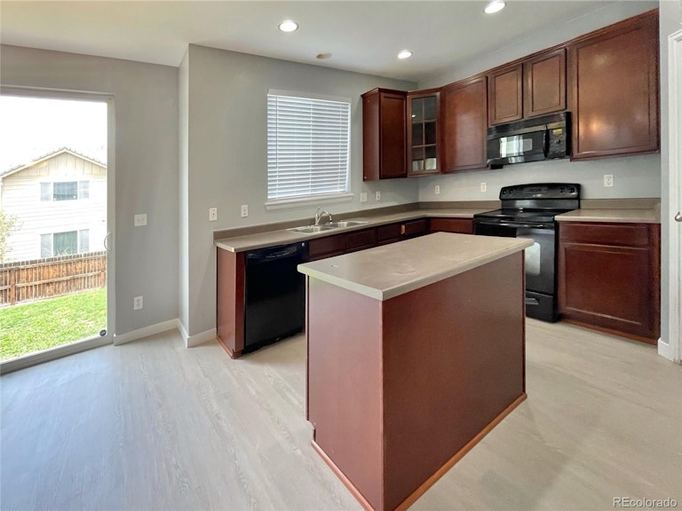 Photo 7 of 17 - 16423 E 96th Way, Commerce City, CO 80022