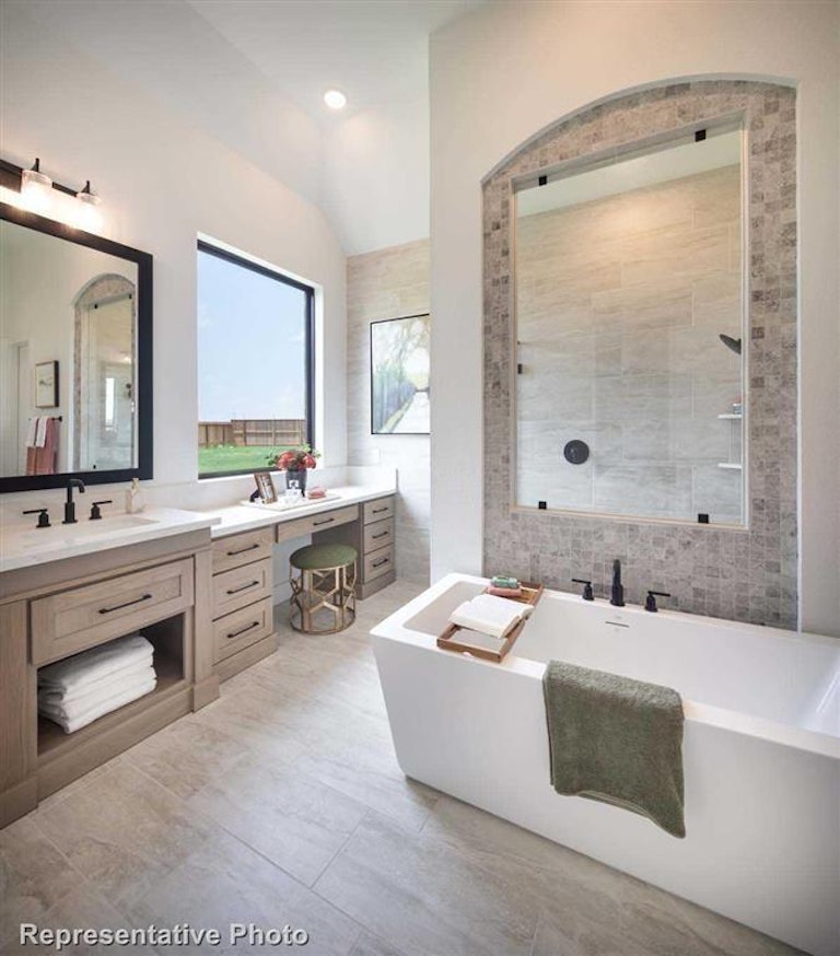 Photo 21 of 37 - 7511 River Birch Ct, Katy, TX 77493