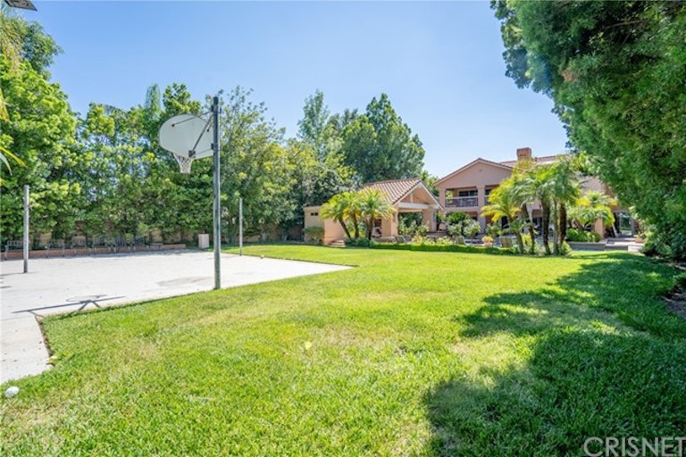 Photo 67 of 72 - 10214 Candleberry Ln, Northridge, CA 91324