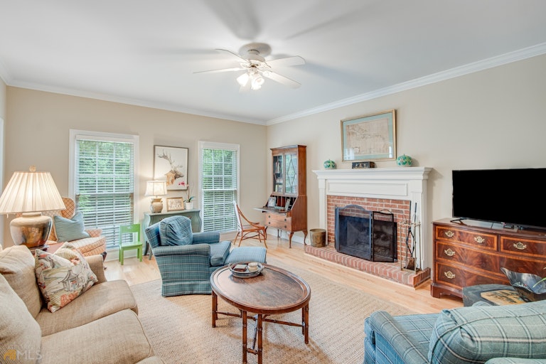 Photo 11 of 70 - 3723 Hardy Rd, Gainesville, GA 30506