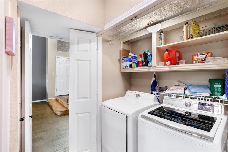 Photo 22 of 25 - 9001 Cumberland Dr, Irving, TX 75063