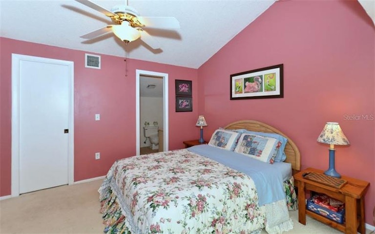 Photo 12 of 25 - 9604 Cortez Rd W #431, Bradenton, FL 34210