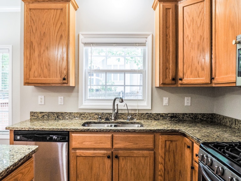 Photo 6 of 26 - 2610 Haventree Ct, Apex, NC 27502