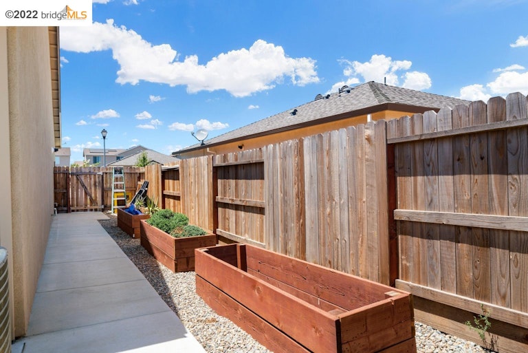Photo 26 of 26 - 5561 Glowhaven St, Marysville, CA 95901