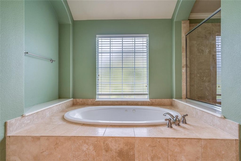 Photo 30 of 38 - 3933 Spring Garden Dr, Colleyville, TX 76034