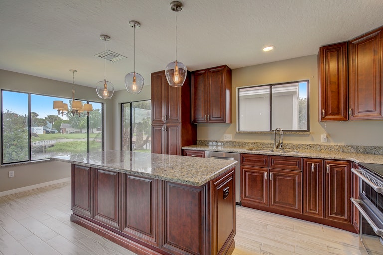 Photo 24 of 32 - 2401 Harris Blvd, Kissimmee, FL 34746