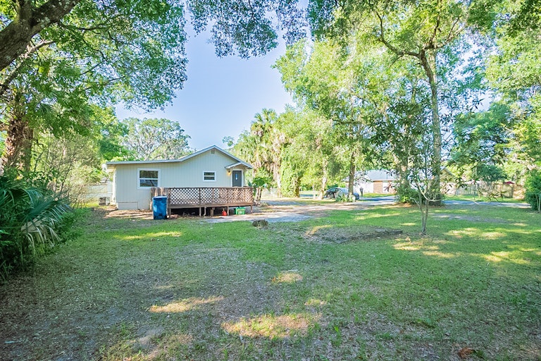 Photo 16 of 16 - 1401 E Voorhis Ave, Deland, FL 32724