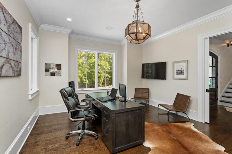 Photo 8 of 77 - 4268 Woodland Brook Dr SE, Atlanta, GA 30339
