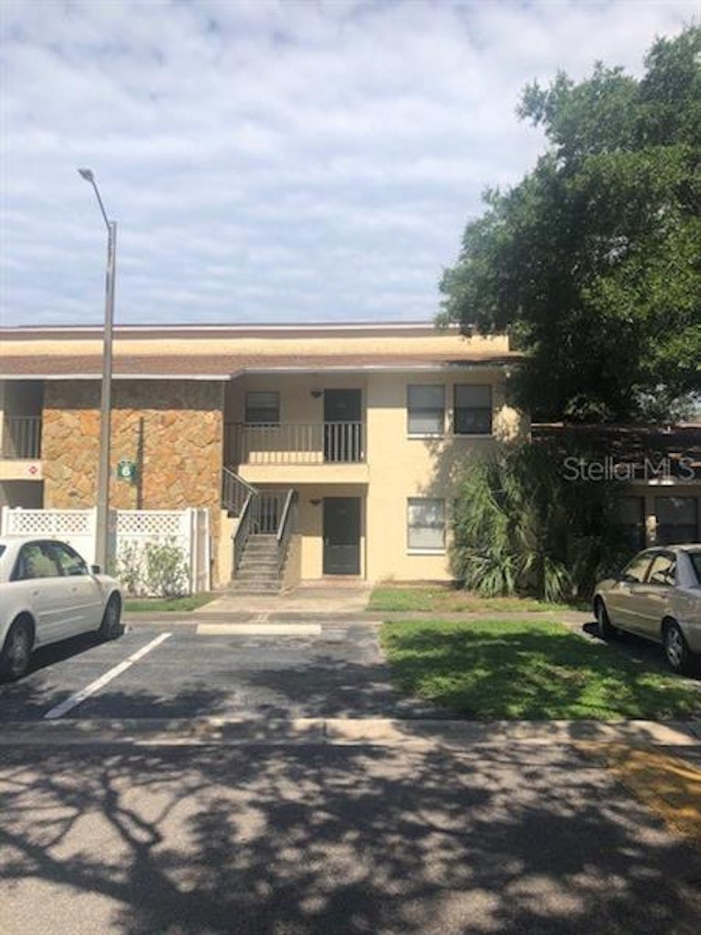 Photo 2 of 27 - 6301 58th St N #606, Pinellas Park, FL 33781