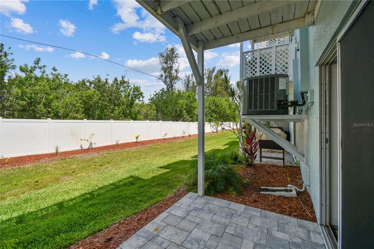 Photo 14 of 49 - 629 Garland Cir, Indian Rocks Beach, FL 33785