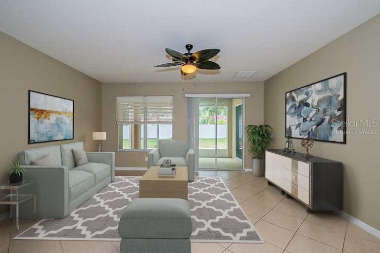 Photo 2 of 32 - 3409 Walden Reserve Dr, Plant City, FL 33566