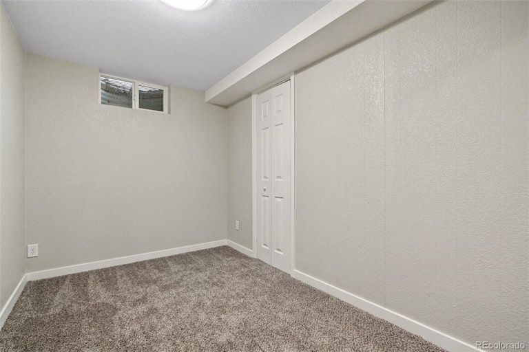 Photo 28 of 35 - 1545 S Chase Ct, Lakewood, CO 80232