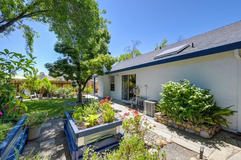 Photo 40 of 41 - 8967 Meadowspring Dr, Elk Grove, CA 95758