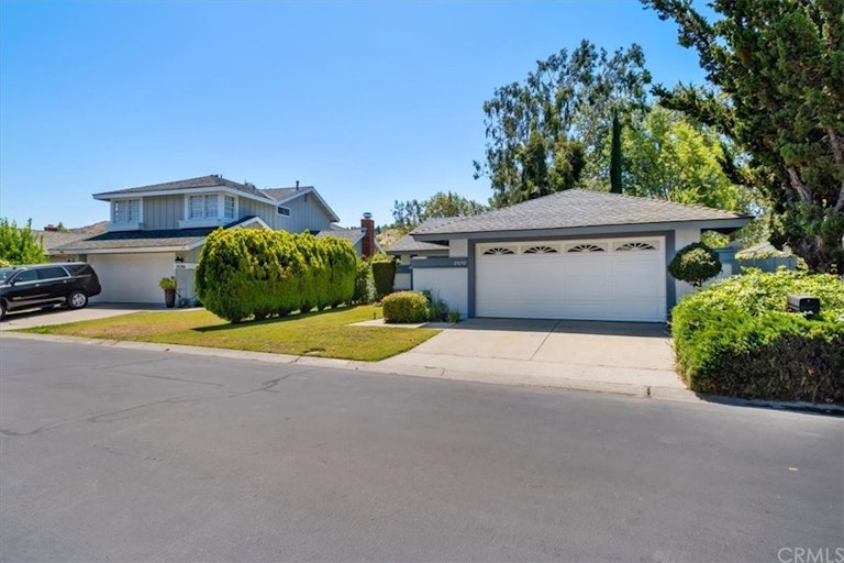 Photo 1 of 27 - 29292 Edgewood Rd, San Juan Capistrano, CA 92675