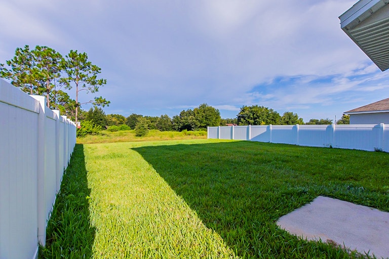 Photo 26 of 28 - 1870 Green Dragon Dr, Saint Cloud, FL 34771
