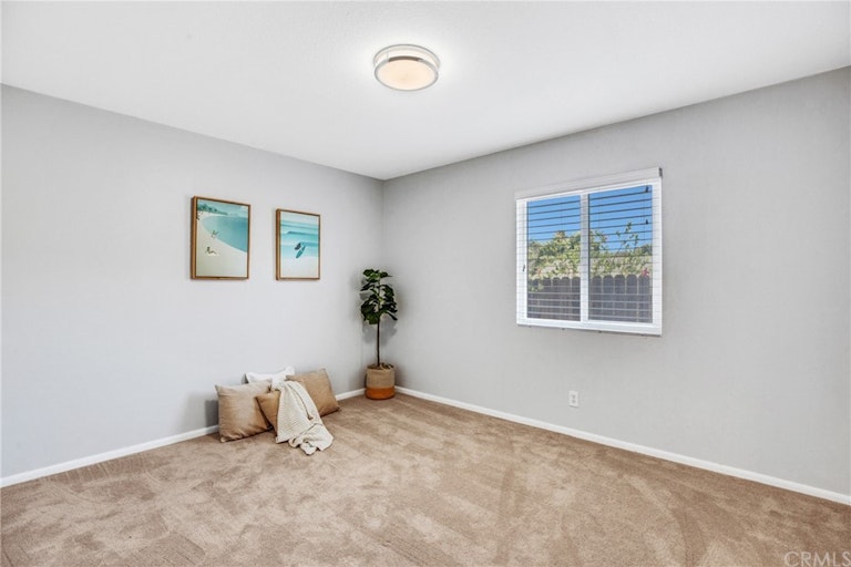 Photo 28 of 40 - 8388 Verbena Dr, Riverside, CA 92504