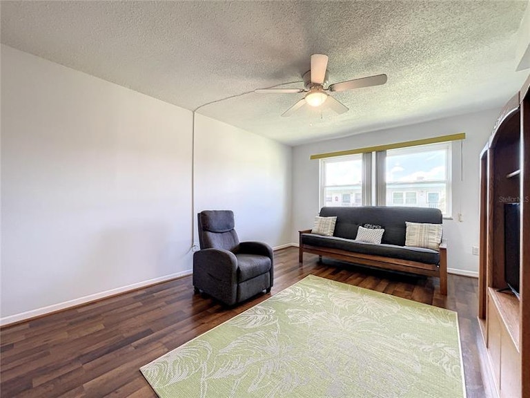 Photo 19 of 47 - 5287 81st St N #24, Saint Petersburg, FL 33709