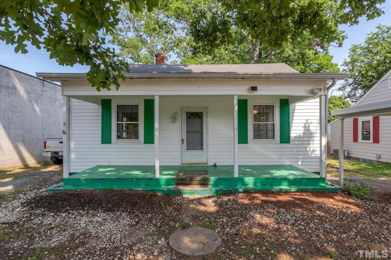 Photo 1 of 27 - 2508 Albany St, Durham, NC 27705