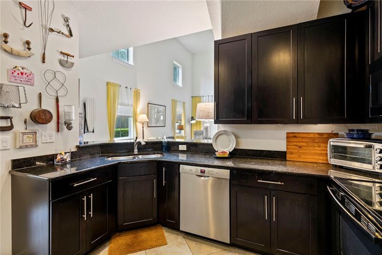 Photo 6 of 29 - 3029 Old Fulton Pl, Brandon, FL 33510