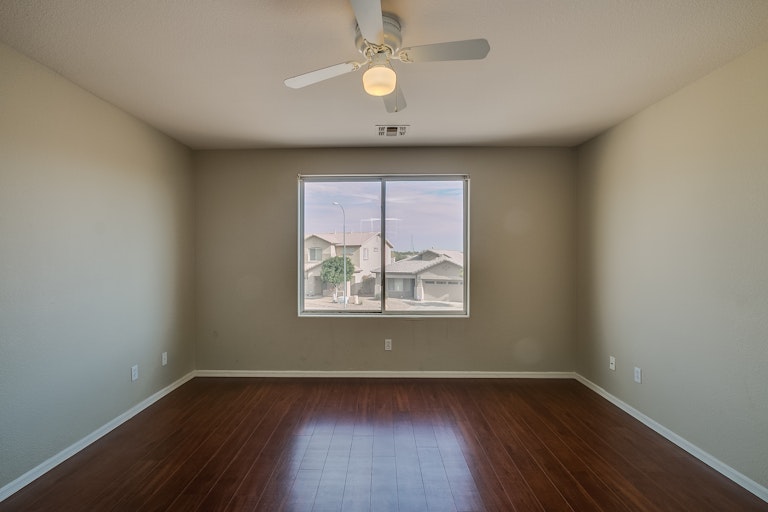 Photo 24 of 33 - 714 S 123rd Dr, Avondale, AZ 85323