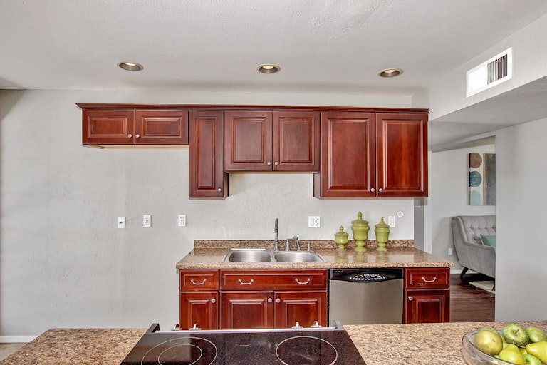 Photo 11 of 25 - 8730 E Hubbell St, Scottsdale, AZ 85257