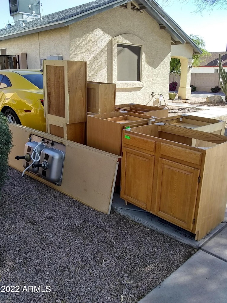Photo 3 of 5 - 1310 E Saint Charles Ave, Phoenix, AZ 85042