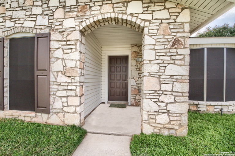 Photo 3 of 27 - 5803 Burkley Springs St, San Antonio, TX 78233