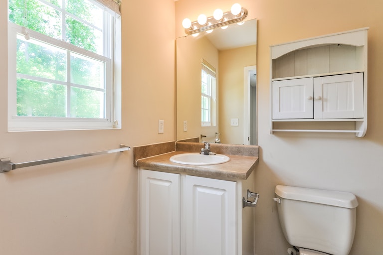 Photo 21 of 25 - 1401 Plexor Ln, Knightdale, NC 27545