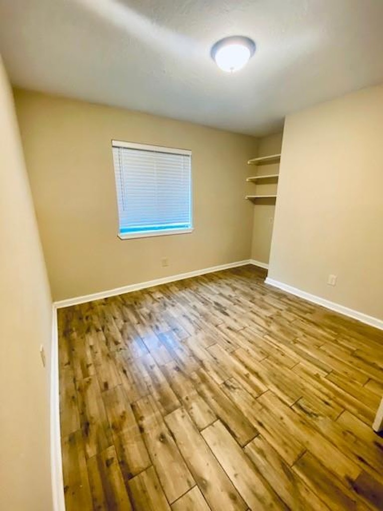 Photo 28 of 36 - 6126 Nancet Dr, Houston, TX 77041