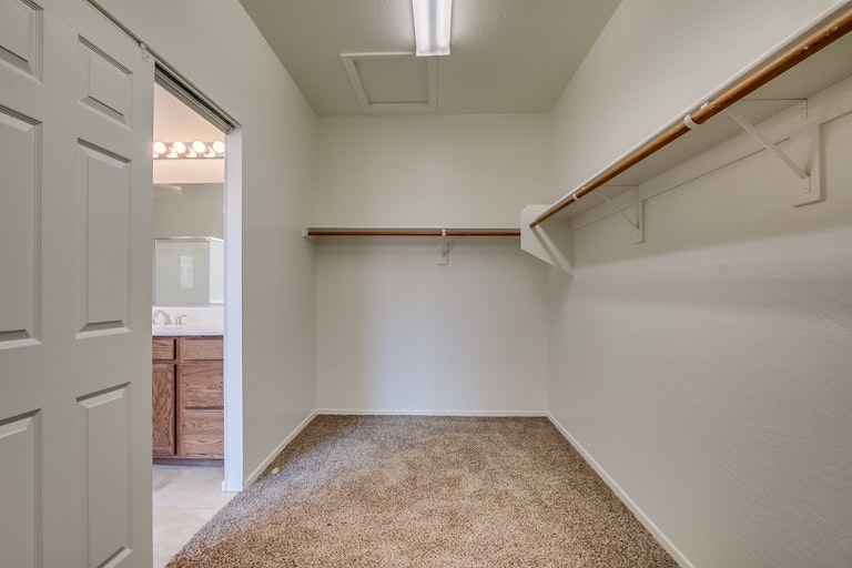 Photo 15 of 25 - 4820 S Robins Way, Chandler, AZ 85249