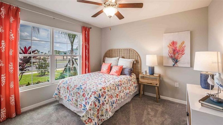 Photo 7 of 15 - 14071 Amero Ln, Spring Hill, FL 34609